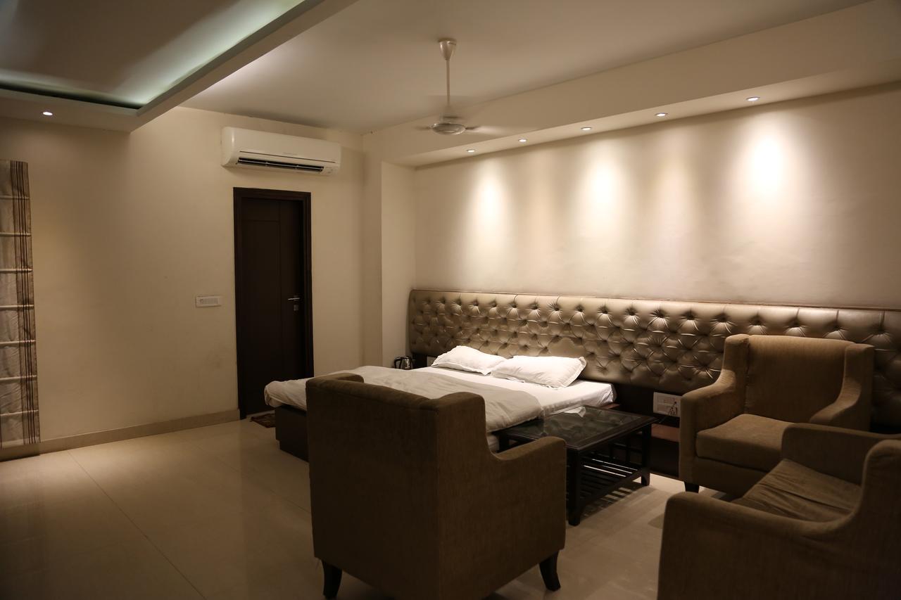 Hotel Aroma Inn Sirsa Exterior photo